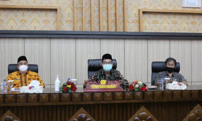 Lokakarya Penerapan Standar Pelayanan Publik dilingkup Pemerintah Daerah Wilayah I Tahun 2020 secara virtual, Kamis (12/11).