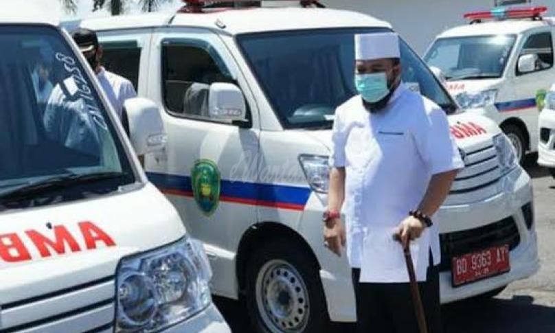 Ambulans Helmi Hasan
