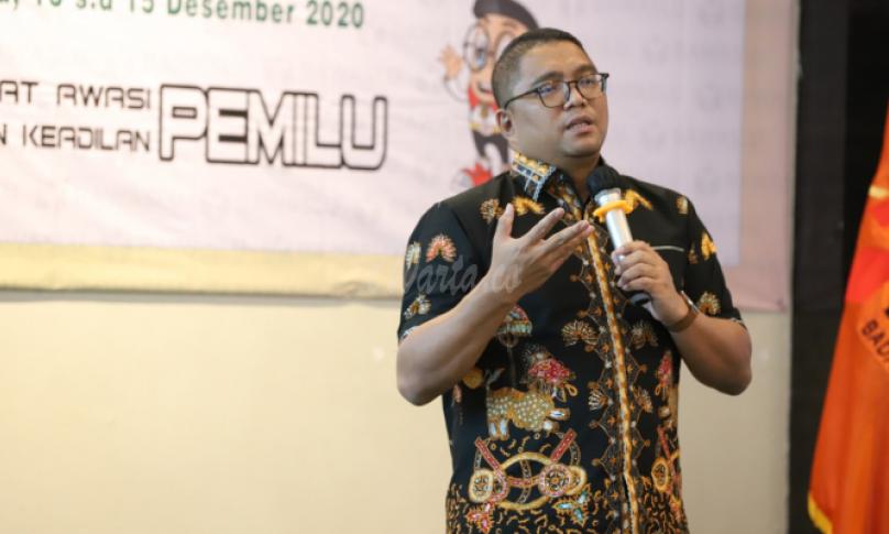 Koordinator Divisi Hukum, Humas, dan Datin Bawaslu Fritz Edward Siregar saat menjadi pembicara dalam Rapat Integrasi Tanda Tangan Digital dan Aplikasi Tata Naskah Dinas, Senin 14 Desember 2020/Foto: Humas Bawaslu RI