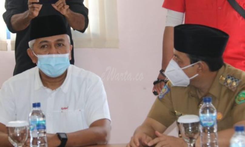 Wakil Walikota Bengkulu, Dedy Wahyudi (kanan)