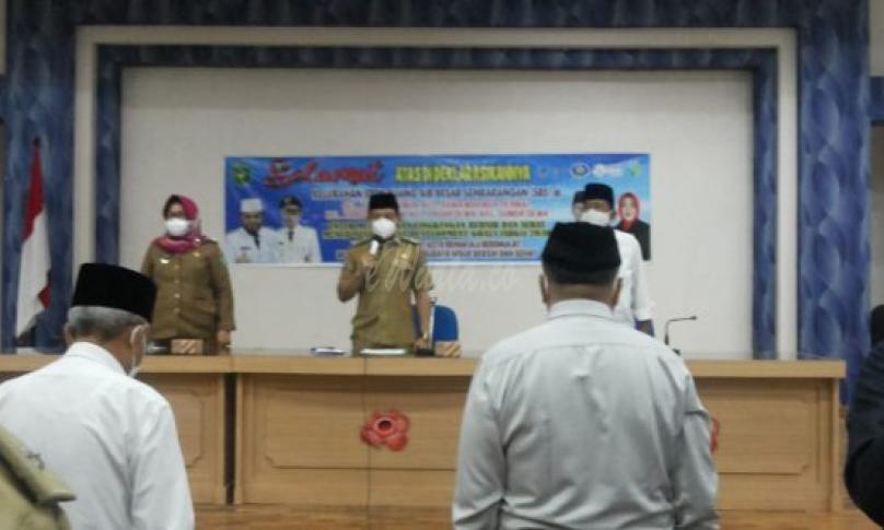 Deklarasi stop buang air besar sembarangann (SBS)