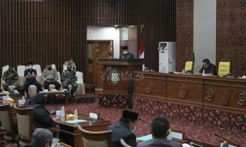 terhadap Pandangan Umum Fraksi-Fraksi atas Raperda Pencegahan Covid-19