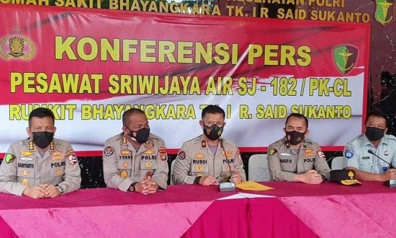 Polri Telah Kumpulkan 40 Sample DNA dan 16 Kantong Jenazah Korban Sriwijaya Air 