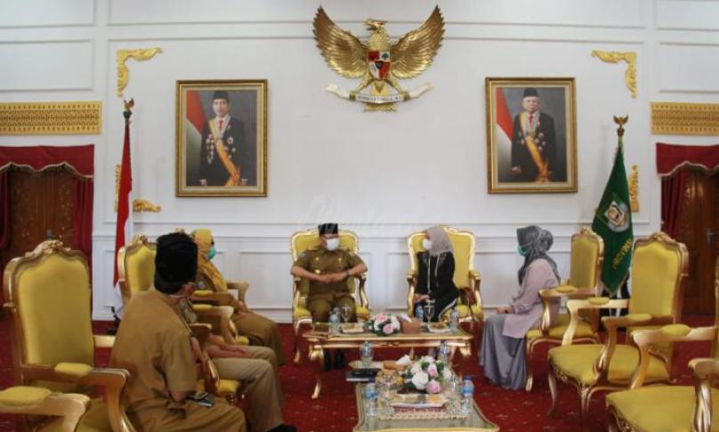 Audiensi dengan Gubernur