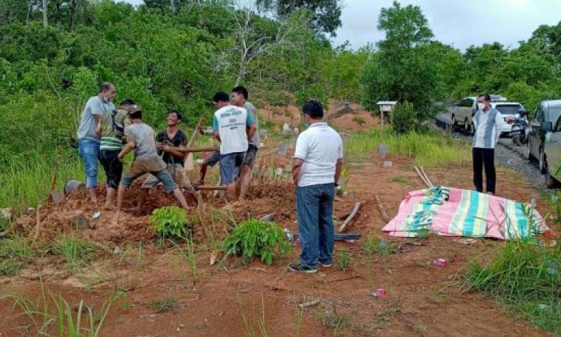 Pemindahan makam untuk pengembangan perkantoran