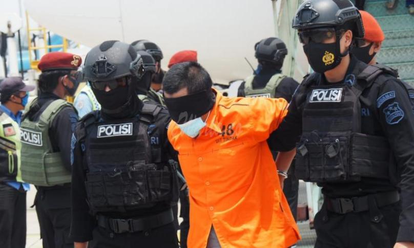 Puluhan Terduga Teroris Hasil Operasi di Jatim Digelandang ke Jakarta 