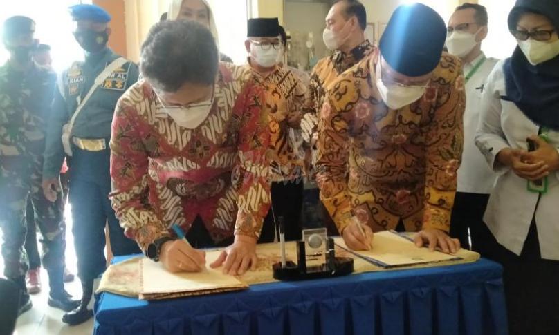 Dihadiri Menkes, Vaksinasi COVID-19 Tahap II Capai 88 Persen