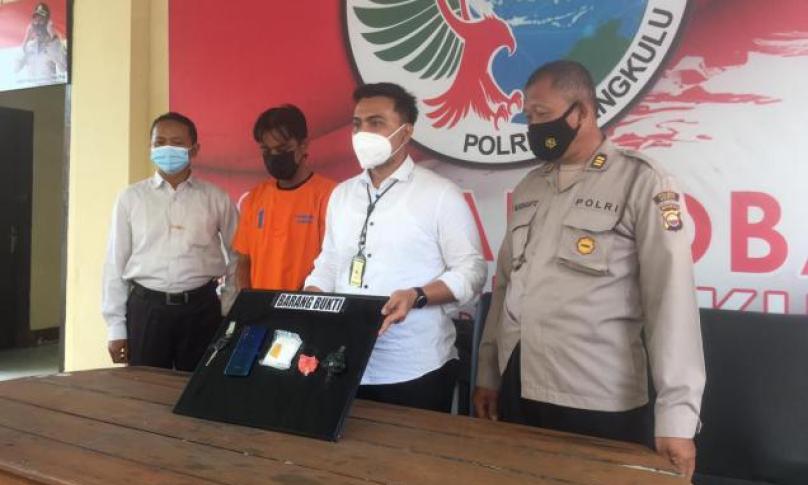 Bawa Sabu, Warga Sawah Lebar Diamankan Polisi