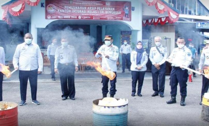 Arsip Pelayanan Kantor Imigrasi Bengkulu Dimusnahkan