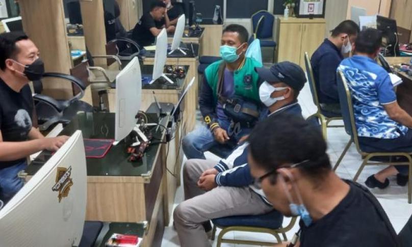 Polisi Tangkap Tersangka Dugaan Korupsi Dana Hibah KONI Mufran Imron di Jakarta