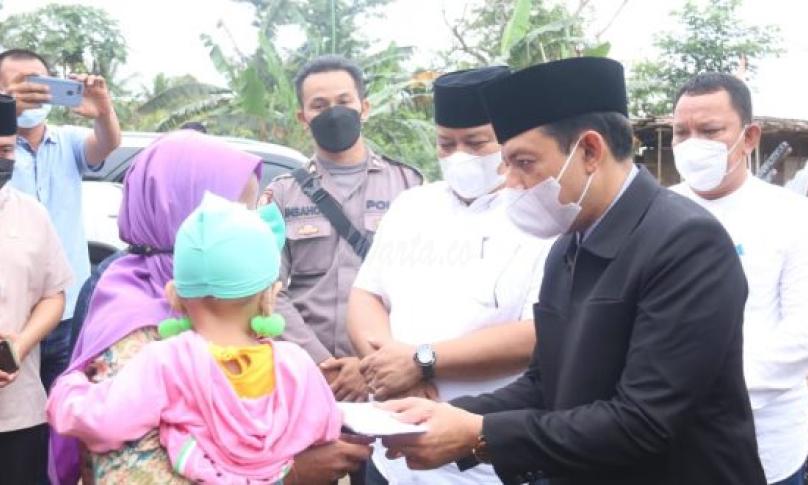 Pemkot Bantu Bangun Rumah Warga yang Terbakar