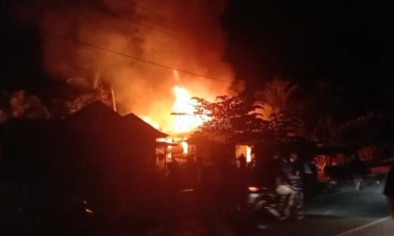 Ditinggal Tarawih, Rumah Warge Desa Preyah Hangus Terbakar