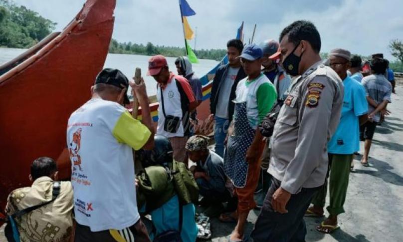 Polres Mukomuko Sambangi Nelayan Pantai Indah Sosialisasi Larang Penyelundupan Benur