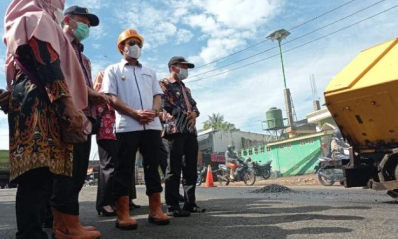 Jalan Terminal Regional Air Sebakul Mulai Diperbaiki