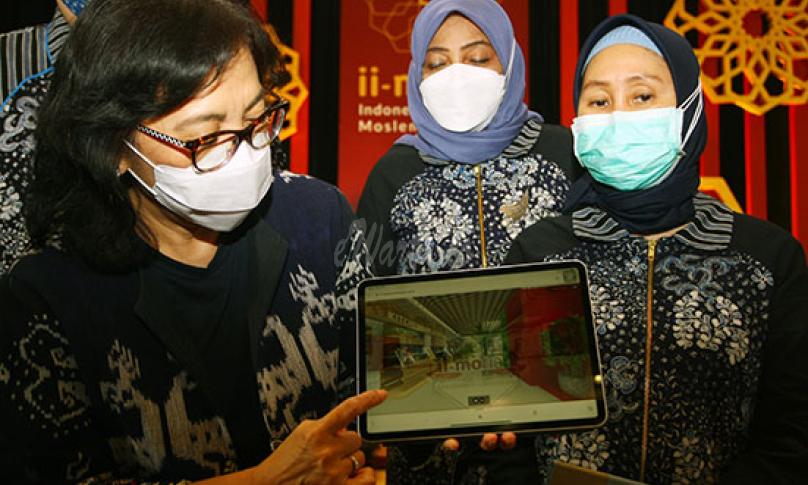 Pameran Indonesia Industrial Moslem Exhibition (ii-Motion) 2021 di ICE BSD, Tangerang, Banten, Kamis (3/6/2021). - (antarafoto)