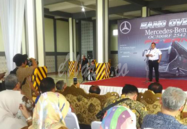 Penyerahan tiga unit Bus Mercedes-Ben PT SAN Putera Sejahtera