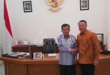Wakil Presiden Jusuf Kalla dan Gubernur Bengkulu Rohidin Mersyah