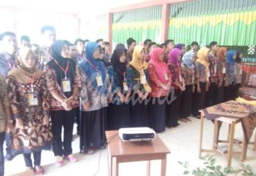 Pelantikan relawan demokrasi oleh KPU Seluma