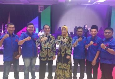 Pengurus AMBO berfoto bersama dengan Brigjen Pol Coki Manurung