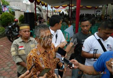 Abdul Rauf saat memberikan keterangan kepada awak media