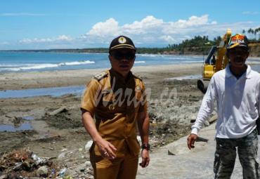 Kepala Dinas Lingkungan Hidup Kebersihan