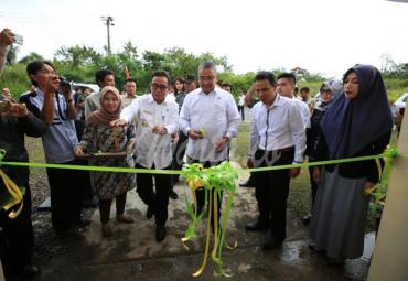 Mendes Eko Putro Sandjojo resmikan Gedung Serba Guna Kuto Aur Kepahiang, Bengkulu