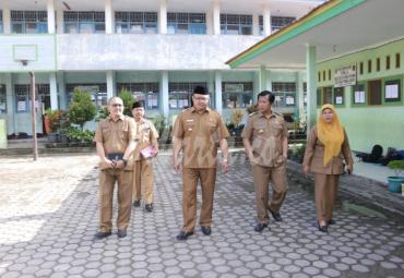 Sesda Bengkulu Selatan (Yudi Satria) pantau UN dan USBN