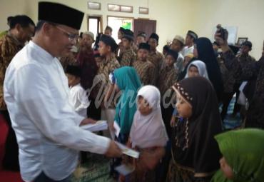Gubernur Bengkulu (Dr. H. Rohidin Mersyah)
