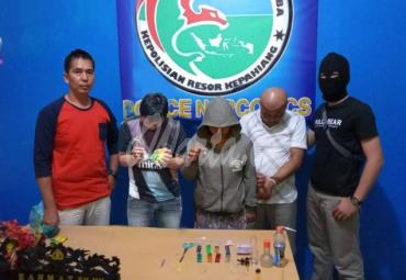 Tiga pelaku diamankan Tim Satresnarkoba Polres Kepahiang
