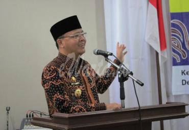 Gubernur Bengkulu (Dr. H. Rohidin Mersyah) saat membuka workshop sadar wisata di Bengkulu