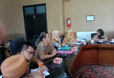 Sekda Bengkulu Selatan, Yudi Satria, MM saat memimpin rapat persiapan Tablik Akbar