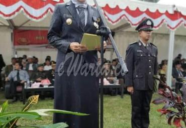 Bupati Luwu Utara, Indah P Indriani Irup Upacara HUT Bhayangkara ke-73 di Halaman Mapolsek Sabbang, Sulawesi Selatan