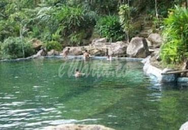 Obyek wisata pemandian air panas