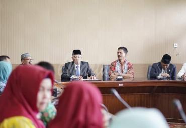 Tim verifikasi kesehatan nasional disambut Bupati Bengkulu Selatan, Gusnan Mulyadi
