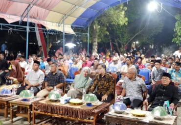 Bupati Luwu Utara, Indah P Indriani dan rombongan secara mendadak kunjungi malam syukuran Hari jadi Desa Mulyorejo ke- 46