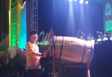 Gubernur Bengkulu (Dr. H. Rohidin Mersyah) resmi membuka MTQ ke 34 di Mukomuko