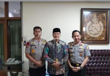 Foto, Kunjungan Gubernur Bengkulu bersama Kapolda ke Mabes Polri, di terima langsung oleh Kapolri Jendral Tito Karnavian