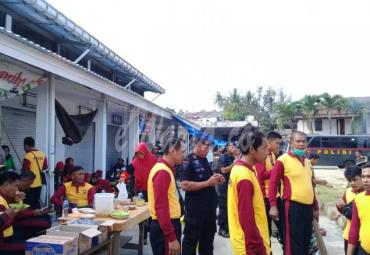 Bhakti sosial dan pasar rakyat