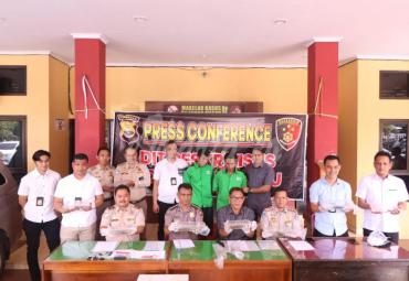 Pers Release Ditreskrimsus Polda Bengkulu berhasil gagalkan penyelundupan bibit lobster.