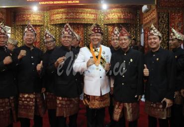Gubernur Bengkulu, Dr. H. Rohidin Mersyah.