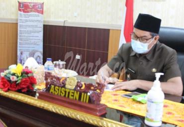 Gotri Suyanto, saat usai mengikuti  virtual meeting sosialisasi Permendagri RI Nomor 39 Tahun 2020 tentang Pengutamaan Penggunaan Alokasi Anggaran Untuk Kegiatan Tertentu, Perubahan Alokasi dan Penggunaan APBD secara virtual di ruang VIP Pola Provinsi Bengkulu, Selasa (7/7).