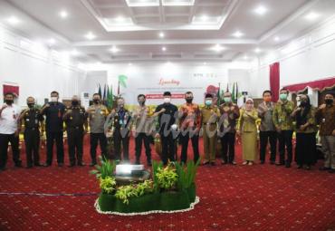 Gubernur Rohidin usai Melaunching e-Dumas, di Gedung Daerah Balai Raya Semarak Bengkulu, Selasa (07/07).