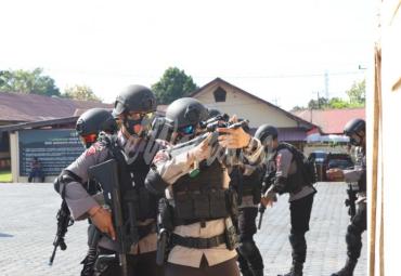 Personel Brimob Bengkulu