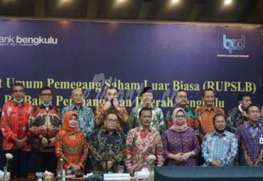 Rapat Umum Pemegang Saham Luar Biasa (RUPSLB) Bank Bengkulu Tahun Buku 2020 di Aula Lantai 7 Graha Bank Bengkulu, Rabu (16/9/2020). 