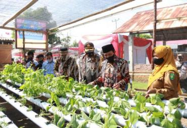 Kapolres Bengkulu AKBP Pahala Simanjuntak, Plh. Kasdim 0407 Mayor Arh Asep Sepriadin, Deputi PT. Pegadaian area Jambi Al Manfaluth dan wawali Dedy