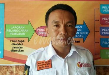Ketua Panwaslu Kecamatan Sabbang, Mukhlis
