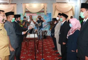 Plt Walikota Lantik Pengurus PT BPRS Fadhilah