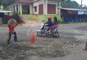 Gorong-gorong yang berada di jalan Semarang