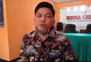 Komisioner Bawaslu Divisi Hukum Penindakan Pelanggaran dan Penyelesaian Sengketa, Suryadi