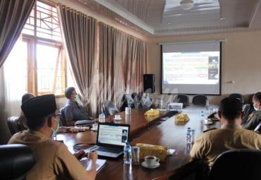 Rapat Koordinasi Analisa dan Evaluasi Pelaksanaan Data Kependudukan dan Data Pemilih Pilkada tahun 2020 secara virtual, Selasa (24/11).